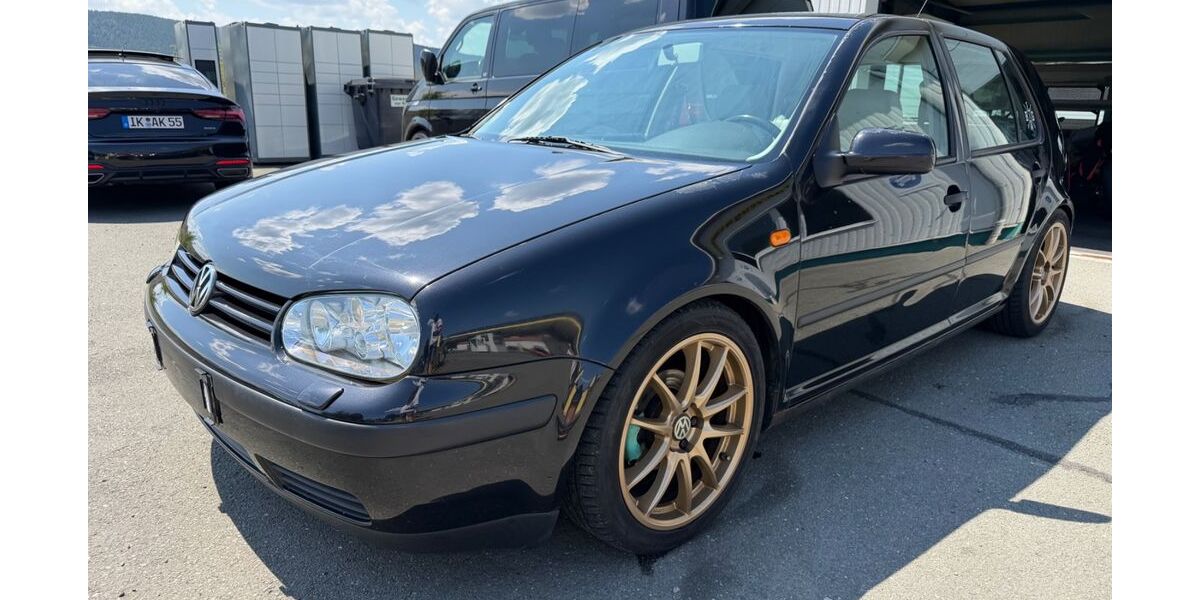 VW Golf 176.900 km 2.000 &euro; Rudolstadt 07407