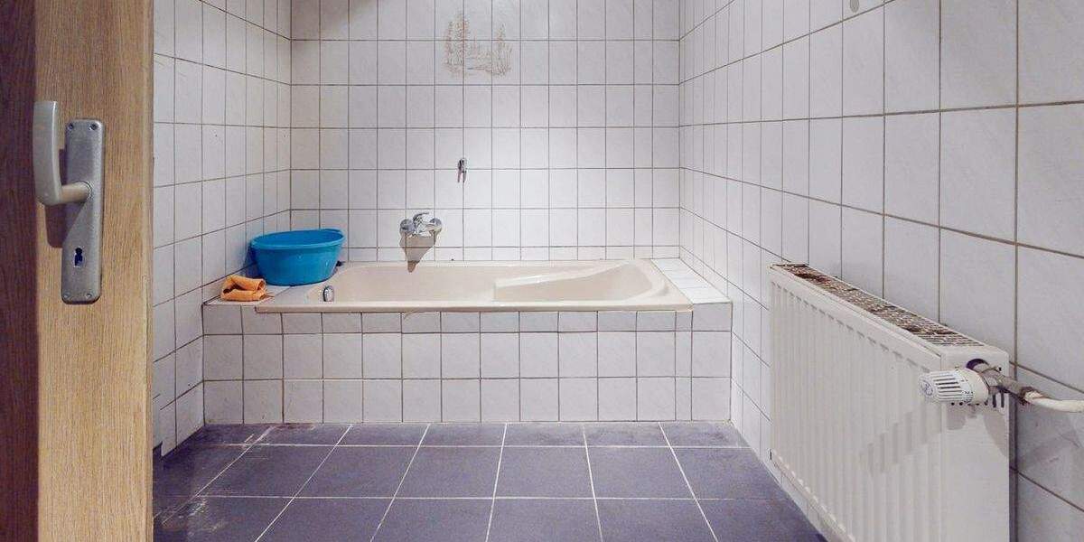 Mehrfamilienhaus, Wohnhaus Buttstädt - 1 Zimmer, 360 m&sup2;, 99.000&euro; | Angebot:25727013