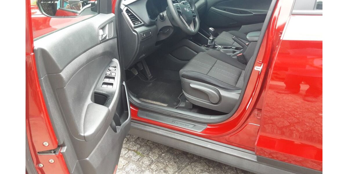 Hyundai TUCSON 73.500 km 13.400 &euro; Ettersburg 99439