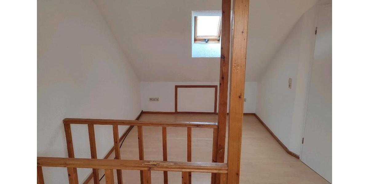 Maisonettenwohnung Apolda - 4 Zimmer, 90 m&sup2;, 620&euro; | Angebot:25271202