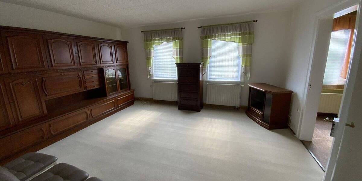 Einfamilienhaus Bad Sulza - 7 Zimmer, 150 m&sup2;, 85.000&euro; | Angebot:25676935