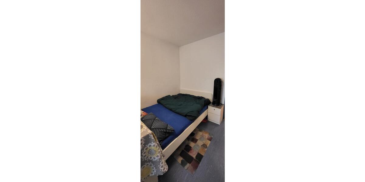 Etagenwohnung Jena Burgau - 15 Zimmer, 45 m&sup2;, 227&euro; | Angebot:25843847