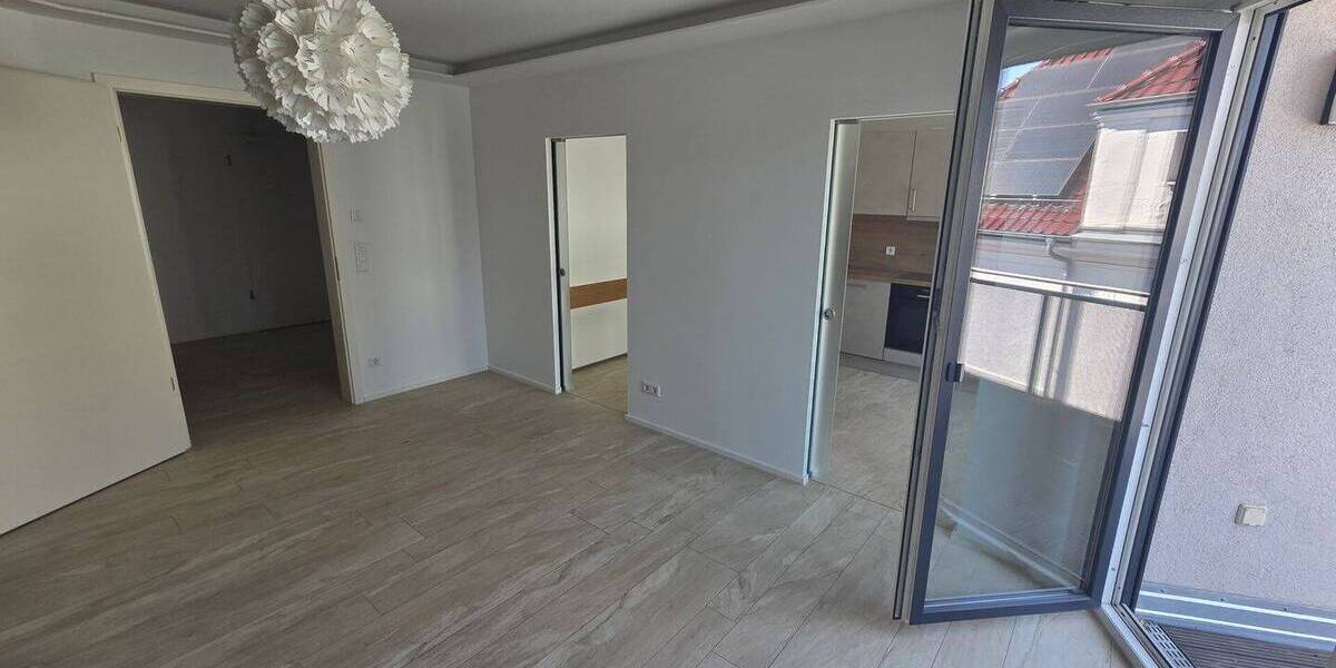 Etagenwohnung Erfurt Brühlervorstadt - 2 Zimmer, 76 m&sup2;, 1.170&euro; | Angebot:26643512