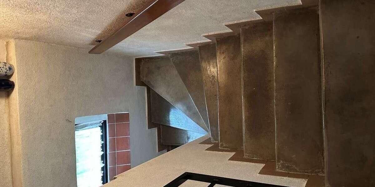 Teilsaniertes Einfamilienhaus mit großem Grundstück - Einfamilienhaus Rudolstadt | Angebot:26676327