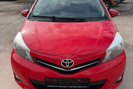 Toyota Yaris 125.600 km 5.199 &euro; Weimar 99427