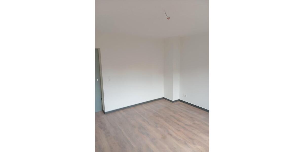 Etagenwohnung Apolda - 3 Zimmer, 65 m&sup2;, 600&euro; | Angebot:26016306