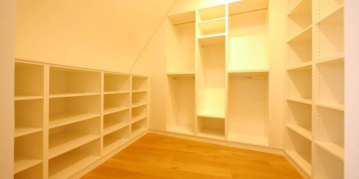 Etagenwohnung Erfurt Altstadt - 2 Zimmer, 87 m&sup2;, 995&euro; | Angebot:25908833