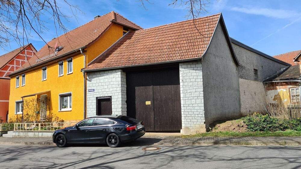 Bauernhaus, Landhaus Kölleda Großmonra - 8 Zimmer, 218 m&sup2;, 199.000&euro; | Angebot:25687052