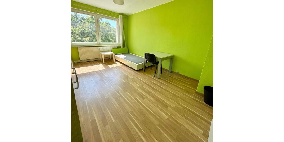 Etagenwohnung Jena Lobeda-Altstadt - 1 Zimmer, 16 m&sup2;, 263&euro; | Angebot:26701287