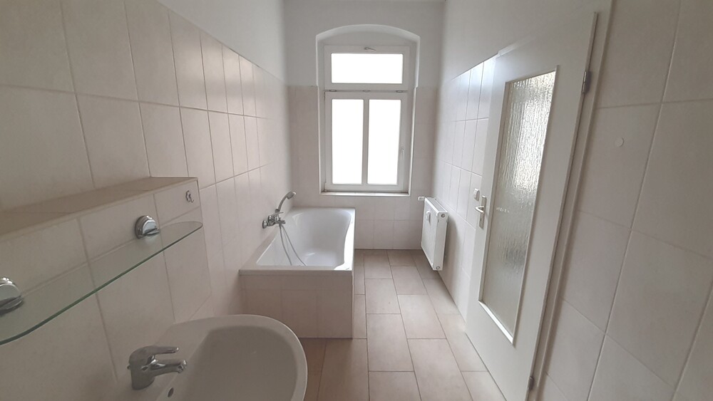 Studenten-WG mit 4-Zimmern in der Stadt Gera - Etagenwohnung Jena Burgau | Angebot:14517897