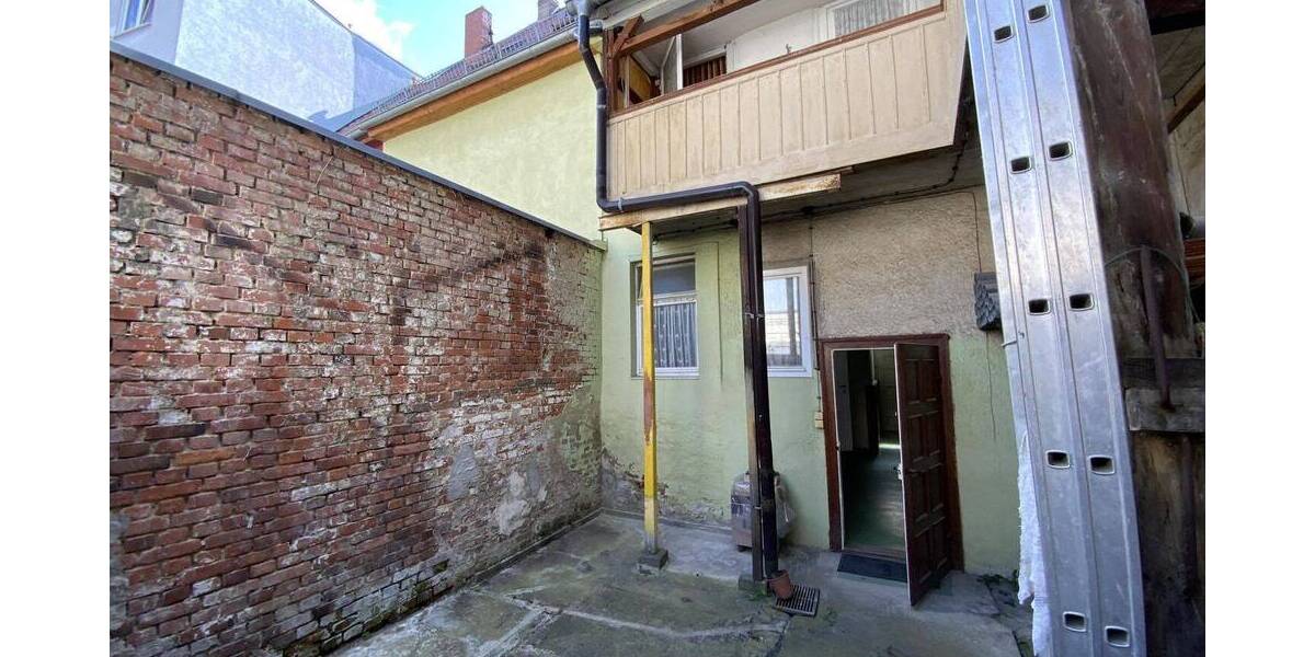 Einfamilienhaus Bad Sulza - 7 Zimmer, 150 m&sup2;, 85.000&euro; | Angebot:25676935