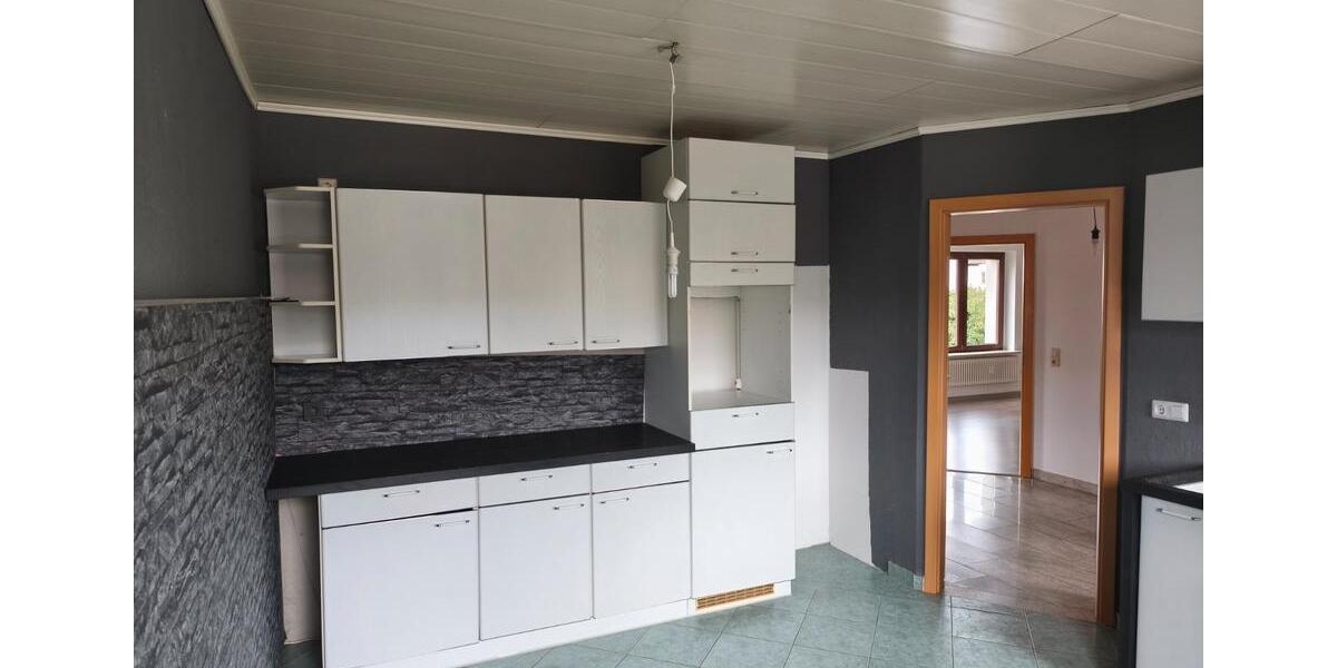 Etagenwohnung Jena Burgau - 2 Zimmer, 77 m&sup2;, 766&euro; | Angebot:26021512