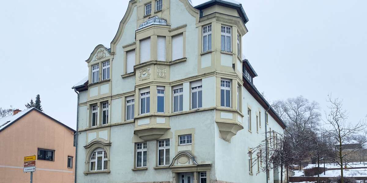 Etagenwohnung Apolda - 2 Zimmer, 66 m&sup2;, 396&euro; | Angebot:25993695