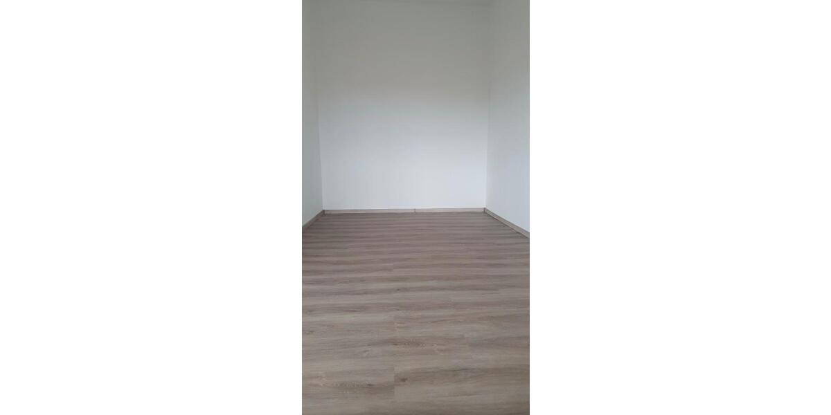 Etagenwohnung Bucha - 1 Zimmer, 28 m&sup2;, 480&euro; | Angebot:25656629
