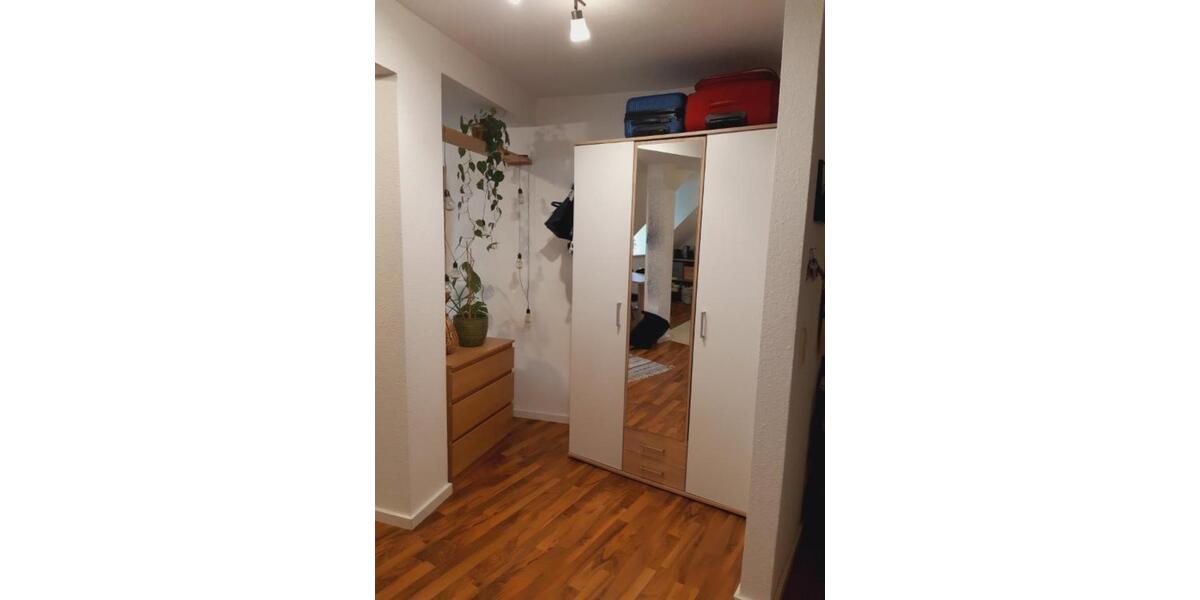 Dachgeschoßwohnung Jena - 1 Zimmer, 30 m&sup2;, 390&euro; | Angebot:26039592