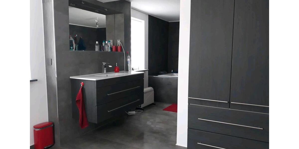 Reihenhaus Udestedt - 12 Zimmer, 240 m&sup2;, 185.000&euro; | Angebot:27110874