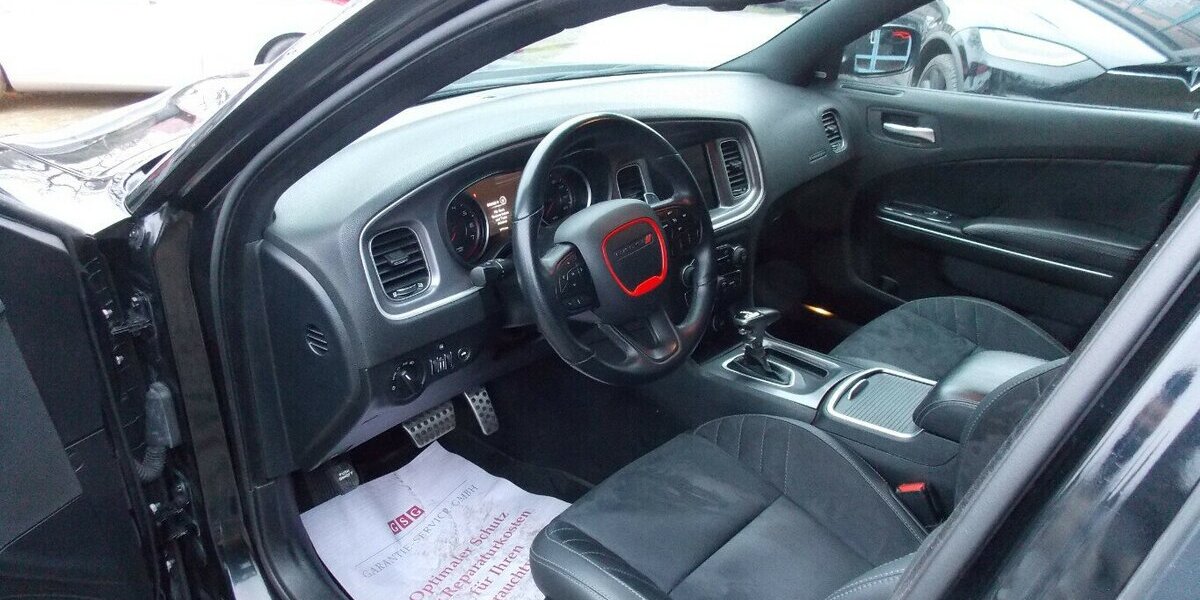 Dodge Charger 5,7 Hemi 