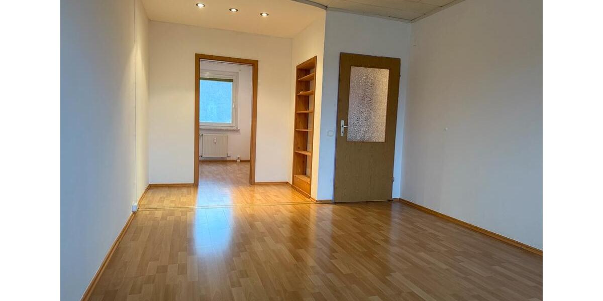 Etagenwohnung Rudolstadt - 3 Zimmer, 61 m&sup2;, 520&euro; | Angebot:26544353