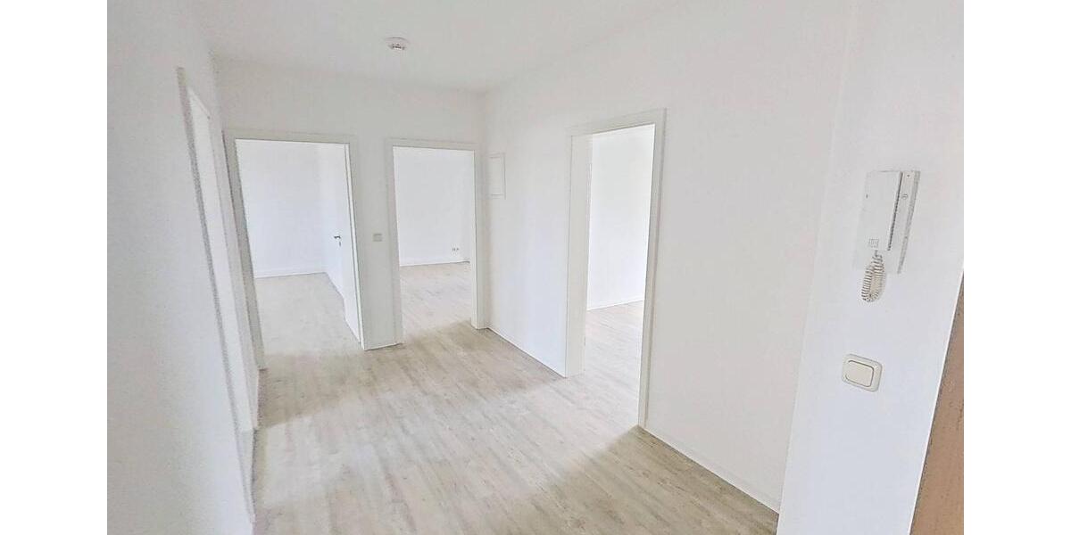 Dachgeschoßwohnung Erfurt Johannesplatz - 3 Zimmer, 72 m&sup2;, 648&euro; | Angebot:26647239