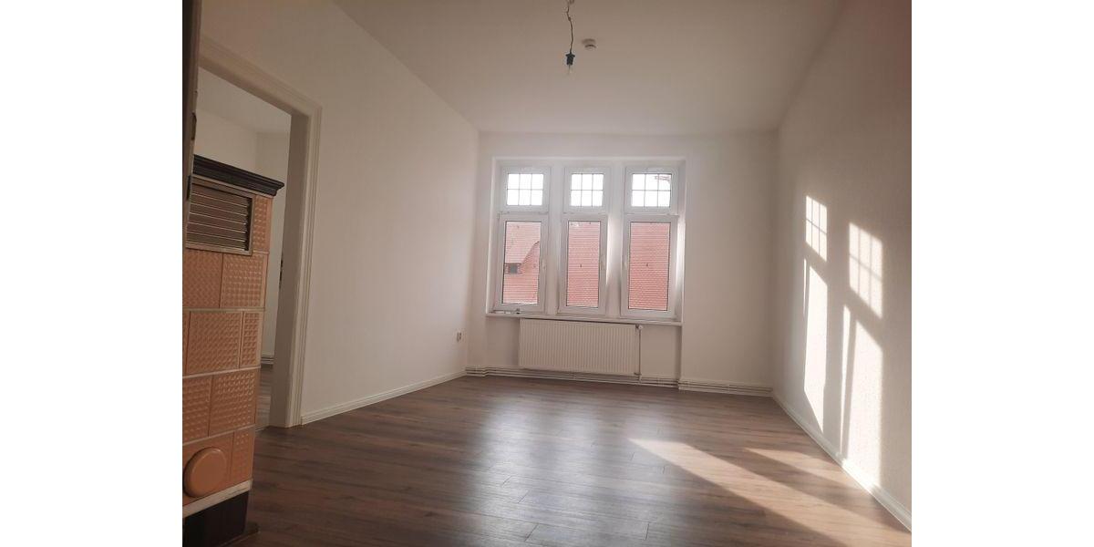Etagenwohnung Erfurt - 4 Zimmer, 102 m&sup2;, 900&euro; | Angebot:26413437