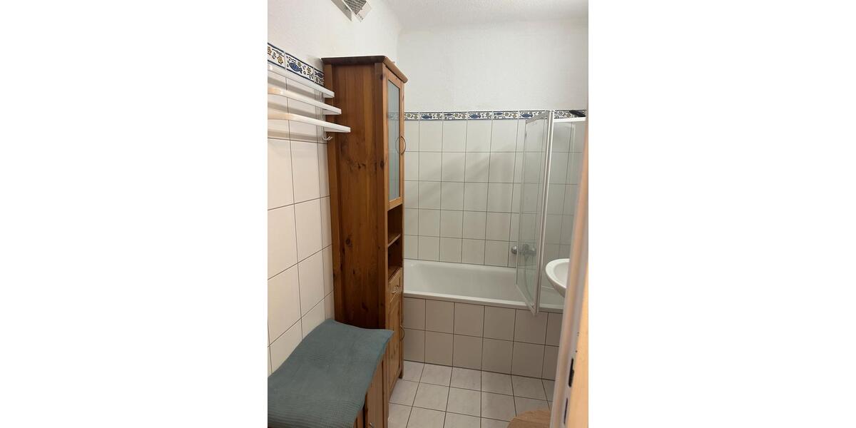 Etagenwohnung Sömmerda - 2 Zimmer, 62 m&sup2;, 655&euro; | Angebot:26033036