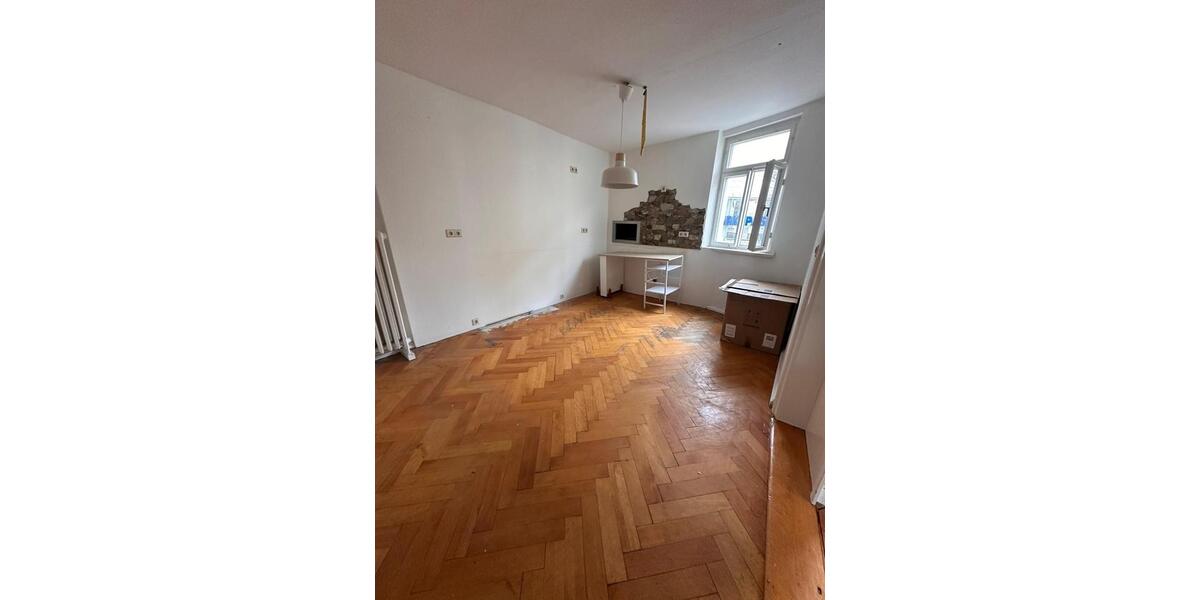 Etagenwohnung Apolda - 2.5 Zimmer, 75 m&sup2;, 670&euro; | Angebot:25148856