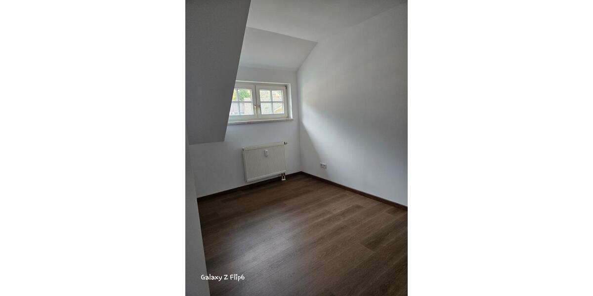 Dachgeschoßwohnung Dornburg-Camburg Camburg - 3 Zimmer, 84 m&sup2;, 633&euro; | Angebot:25882648
