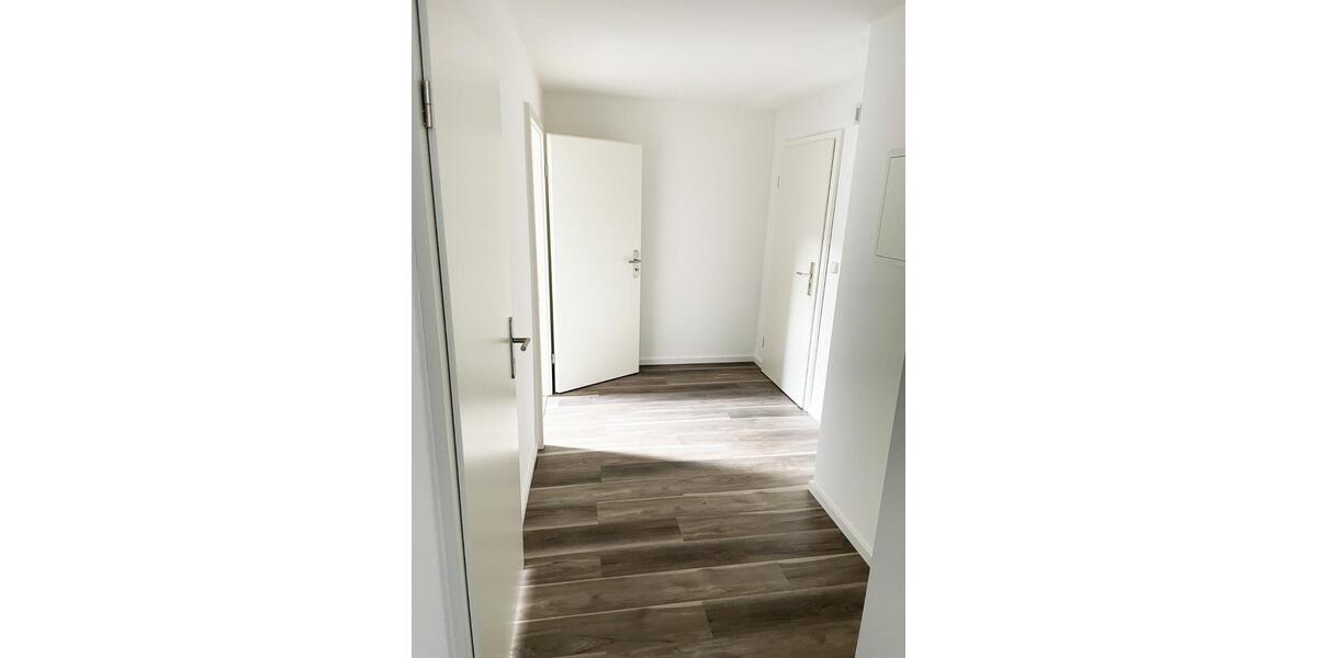 Dachgeschoßwohnung Jena Kernberge - 3 Zimmer, 63 m&sup2;, 790&euro; | Angebot:25805614