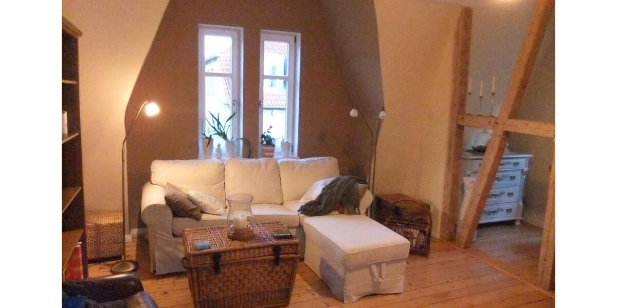 Dachgeschoßwohnung Weimar - 2 Zimmer, 100 m&sup2;, 880&euro; | Angebot:26562718