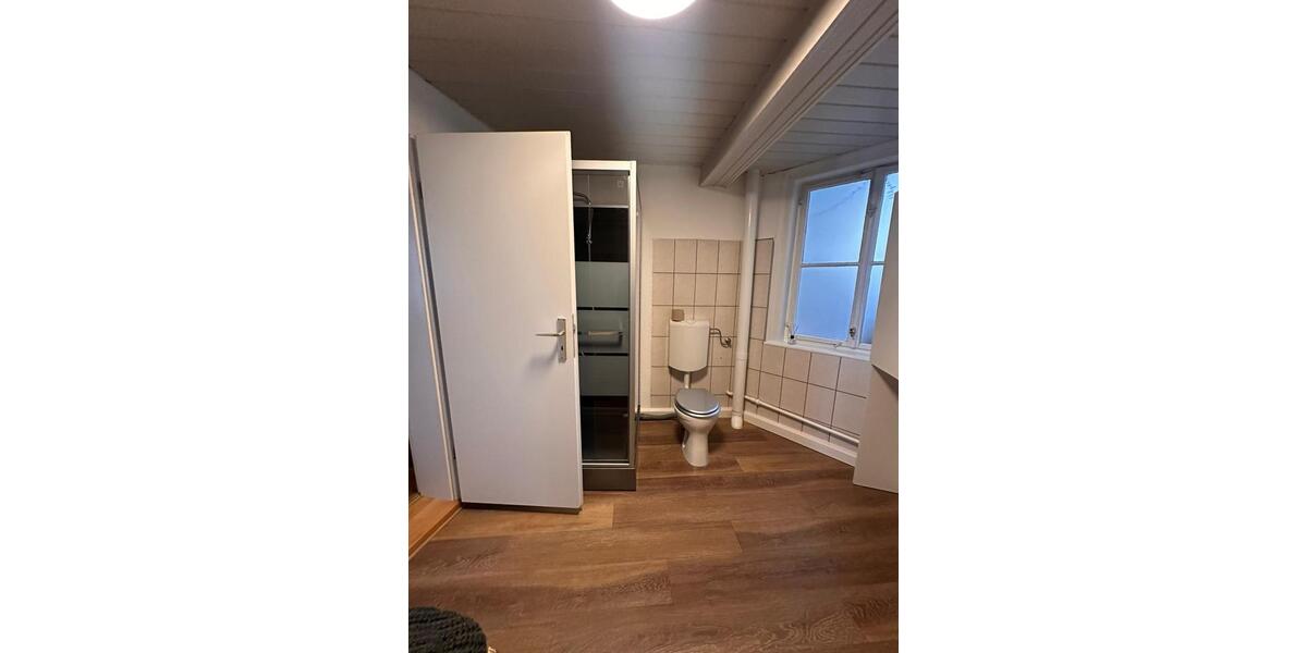Etagenwohnung Apolda - 2.5 Zimmer, 75 m&sup2;, 670&euro; | Angebot:25148856