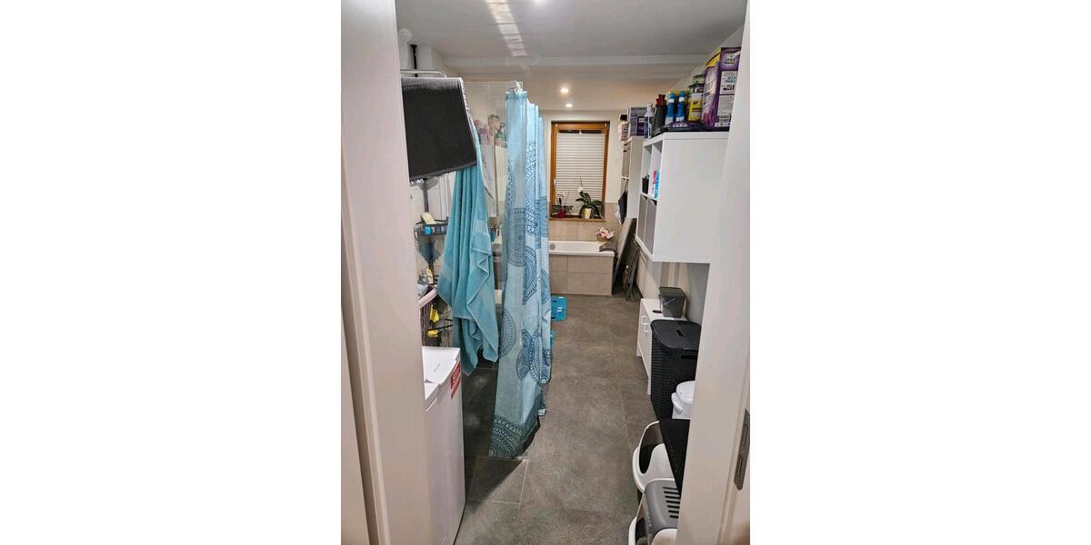 Erdgeschoßwohnung Apolda - 3.5 Zimmer, 81 m&sup2;, 805&euro; | Angebot:25546668