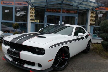 Dodge Challenger 6,4 Scat Pack 93.400 km 34.990 &euro; Rudolstadt 07407
