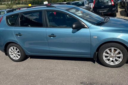 Hyundai i30 49.000 km 4.000 &euro; Vollersroda 99438