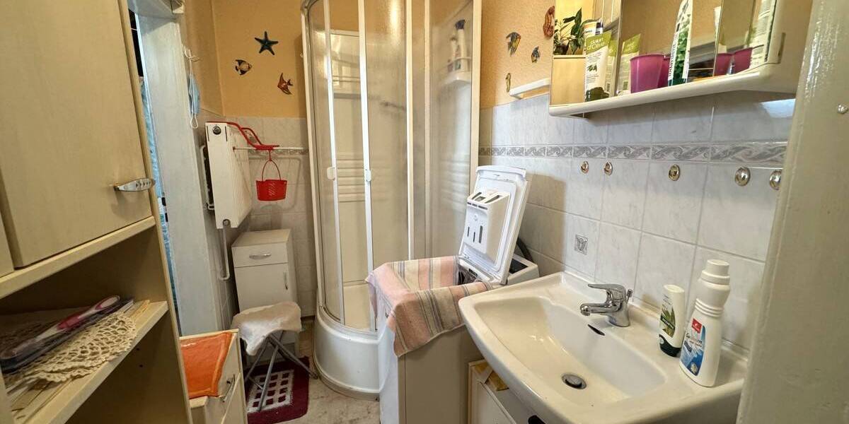 Mehrfamilienhaus, Wohnhaus Rudolstadt Zentrum - 7 Zimmer, 180 m&sup2;, 165.000&euro; | Angebot:25676529