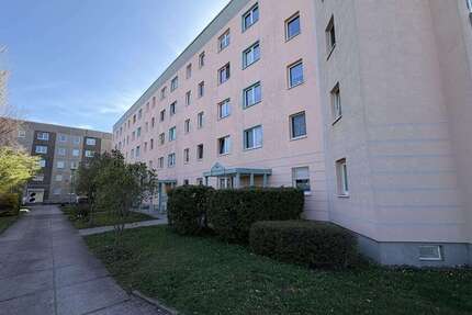 Wohnung Erfurt Hochheim - 3 Zimmer, 60 m&sup2;, 119.000&euro; | Angebot:26801997
