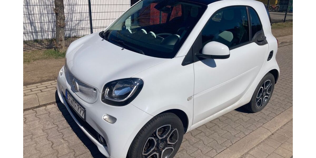 Smart ForTwo 82.500 km 7.400 &euro; Erfurt 99098