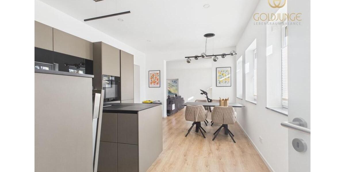 Erdgeschoßwohnung Rudolstadt - 6 Zimmer, 102 m&sup2;, 1.200&euro; | Angebot:25962781