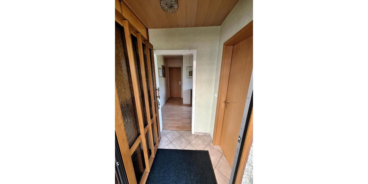 Doppelhaushälfte Bucha - 4 Zimmer, 90 m&sup2;, 180.000&euro; | Angebot:26603868