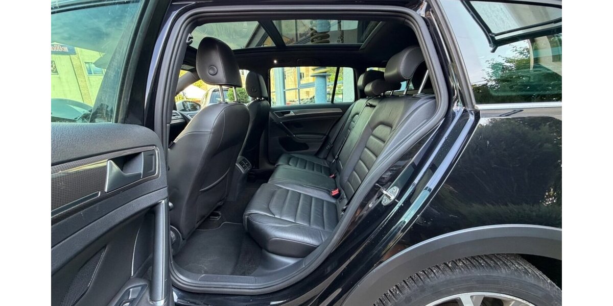 VW Golf Alltrack Variant 2.0 TDI AHK LED LEDER Zahnri 180.000 km 12.499 &euro; Rudolstadt 07407