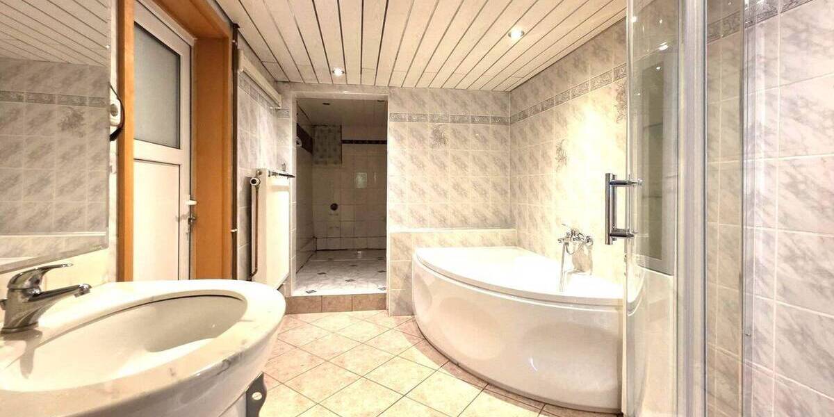 Einfamilienhaus Jena Ziegenhain - 5 Zimmer, 140 m&sup2;, 370.000&euro; | Angebot:25837441