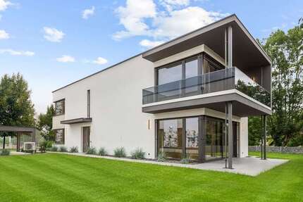 Haus Jena Zwätzen - 7 Zimmer, 233 m&sup2;, 1.330.000&euro; | Angebot:22447813