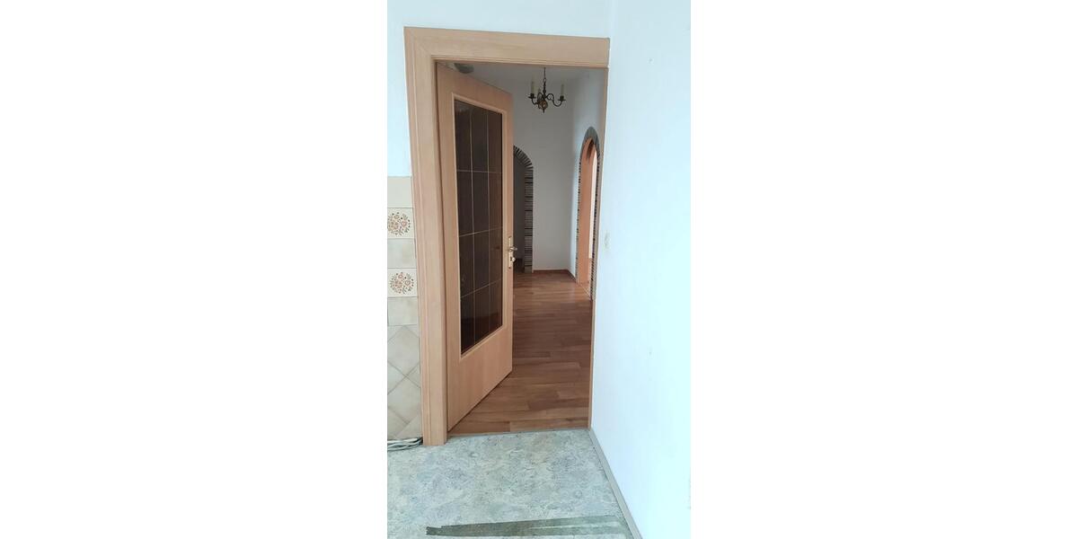 Etagenwohnung Jena - 2 Zimmer, 63 m&sup2;, 700&euro; | Angebot:26645944