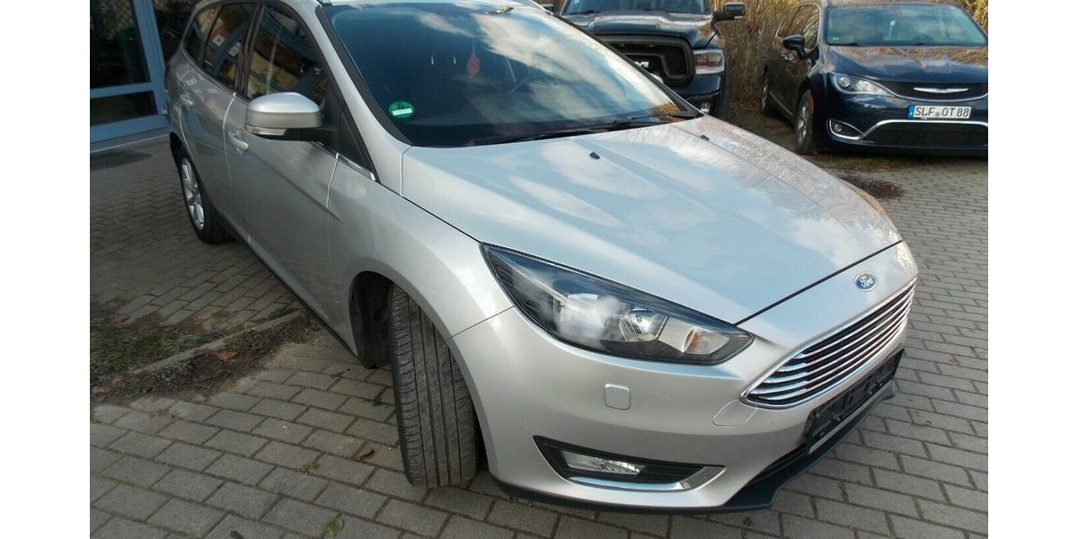 Ford Focus 1.5 Titanium Navi