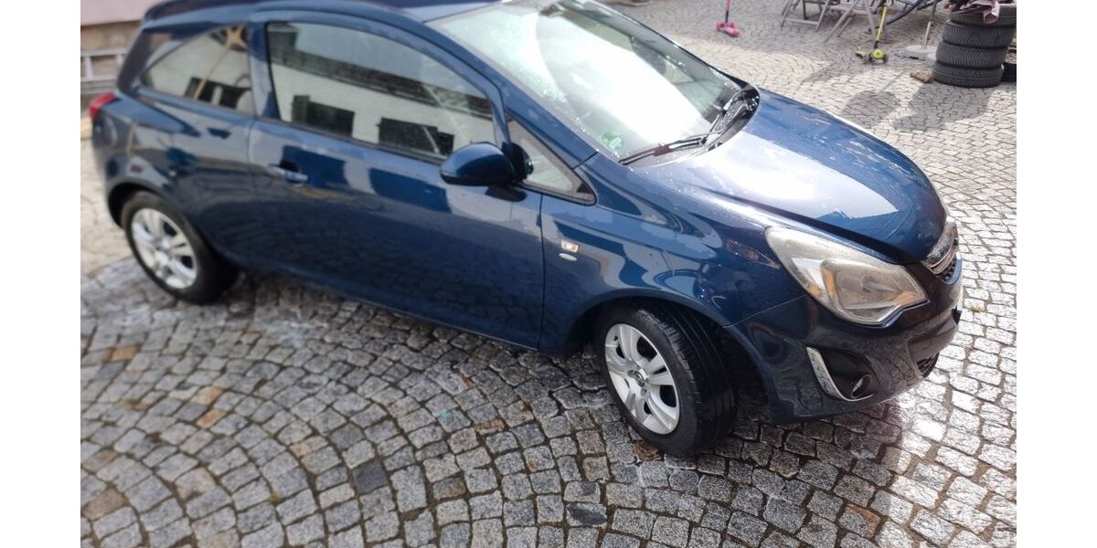 Opel Corsa 98.000 km 4.300 &euro; Milda 07751
