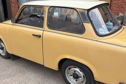 Trabant 601 73.000 km 3.500 &euro; Erfurt 99087
