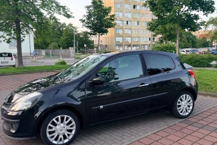 Renault Clio 223.000 km 1.800 &euro; Erfurt 99092