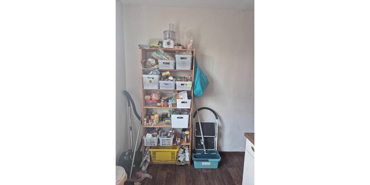 Etagenwohnung Jena Lobeda-Altstadt - 1 Zimmer, 16 m&sup2;, 300&euro; | Angebot:25902657