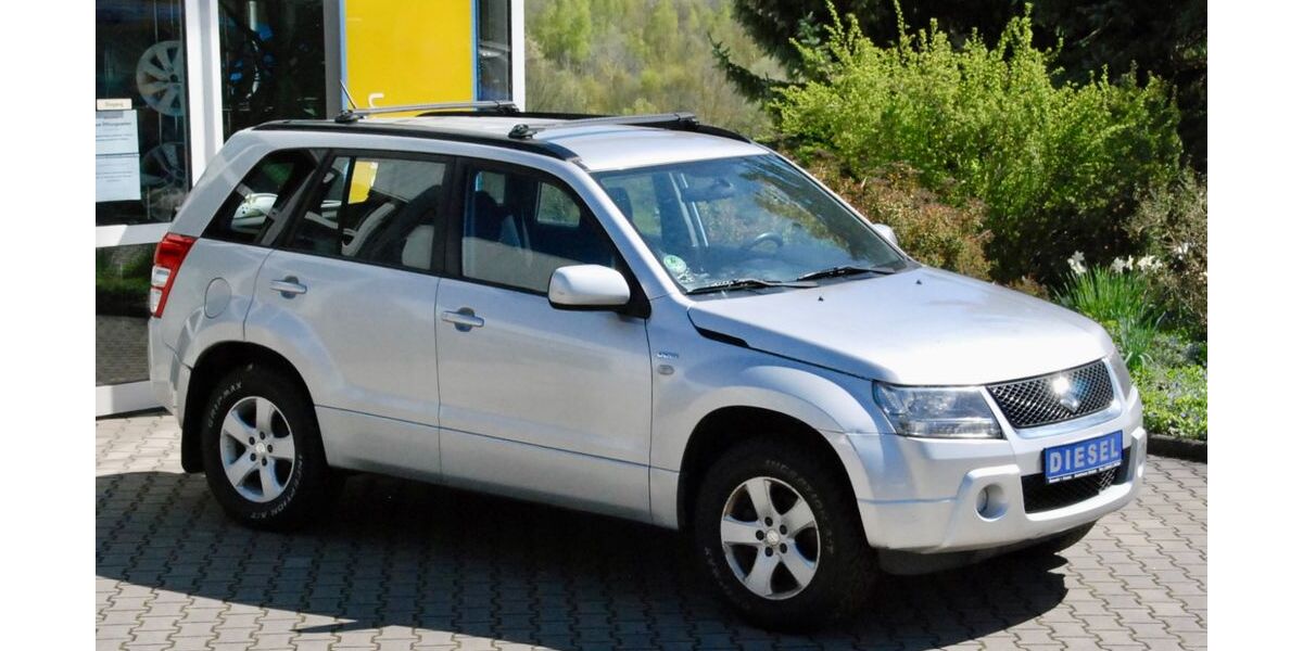 Suzuki Grand Vitara 156.830 km 5.500 &euro; Dornburg - Camburg 07774