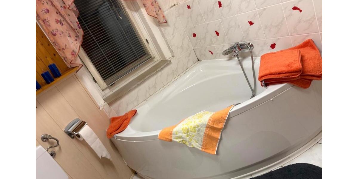 Reihenhaus Buttstädt - 5 Zimmer, 124 m&sup2;, 75.000&euro; | Angebot:26221458