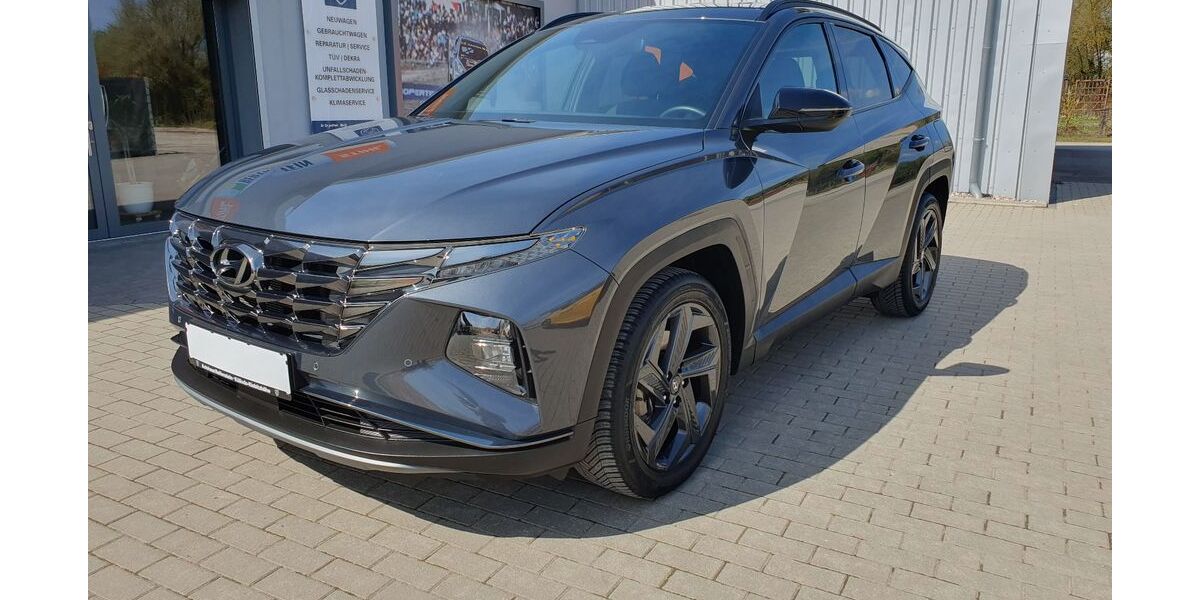 Hyundai TUCSON 17.931 km 24.850 &euro; Kölleda-Kiebitzhöhe 99625